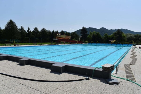 Bazen na humenskom kupalisku opat otvoreny po uzavreti