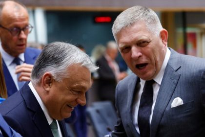 Fico napriek garanciam opat zablokoval sankcie proti Rusku