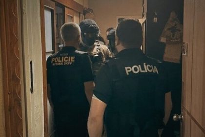 Policajne timy boli v Dnipre zverejnenie akcie mohlo ohrozit ich bezpecnost