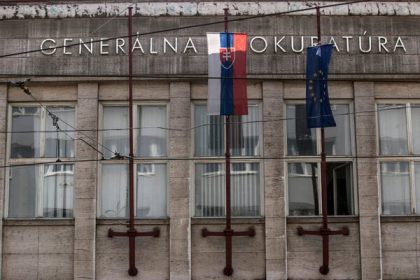 Prokuratora generalnej prokuratury obzalovali za alkoholove preciny