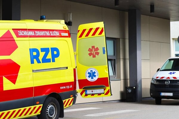 Agel si dal dopredu vyrobit nove sanitky