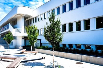 Biela stena alebo velka malba Mesto vaha