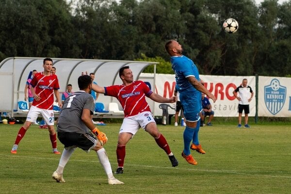 Dedina privita klub z vychodnej metropoly