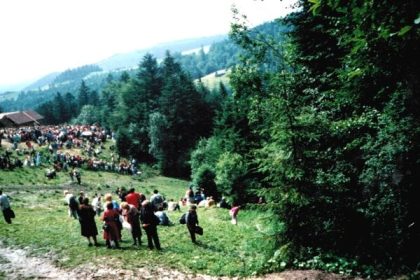 Dievcatam sa vyhrazali unosom obec stavala cestu