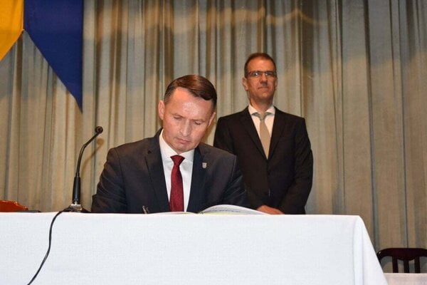Michalovsky viceprimator sa vzdal funkcie pre obzalobu