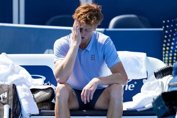 Sinner bol dalsia obet hraci su unaveni