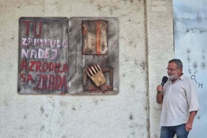 V meste kde zomrela nadej a zrodila zrada