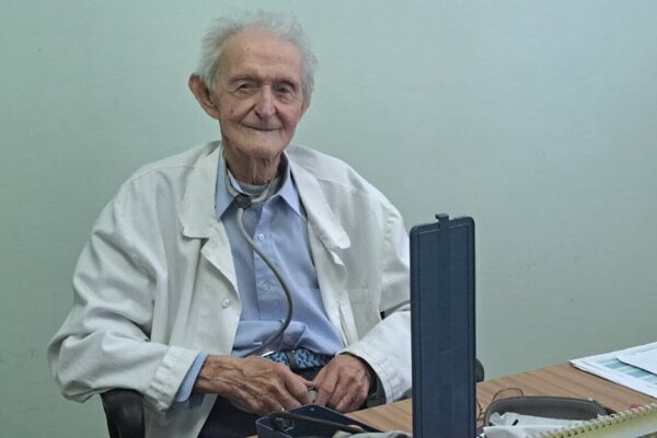 Zomrel najdlhsie sluzici lekar na Slovensku