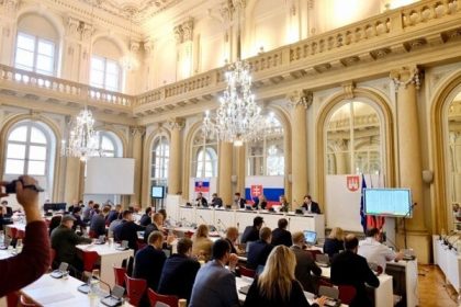 Bratislava si berie dalsi uver 30 milionov na dopravu a verejne priestory