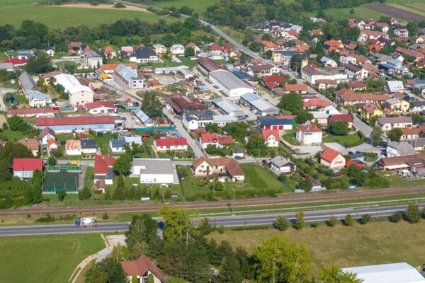 Dedina ktora zahanbila mesta v kvalite zivota