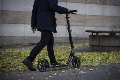 Dvaja chlapci havarovali na kolobezke vazne zranenia