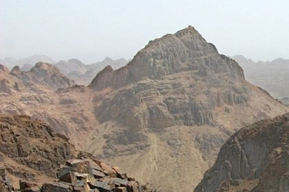 Egypt stavia luxusny rezort na posvatnej hore