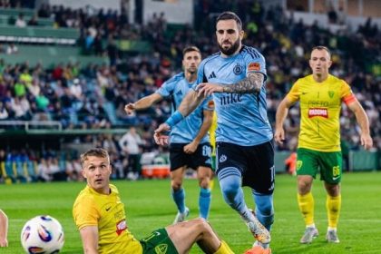 Famozna drama fatalne chyby Potrestany Weiss sedel pri novinaroch prekrical aj komentatora