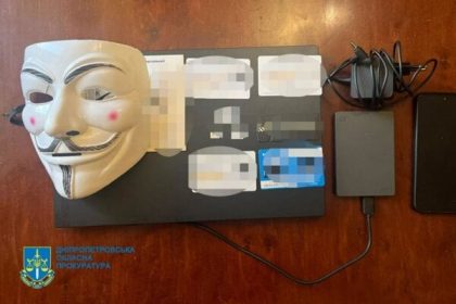 Kauza hromadnych emailovych hrozieb Video ukazalo pomery podozriveho chlapca