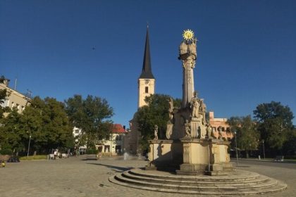 Mesto je v zamorenej zone jedna obec tiez