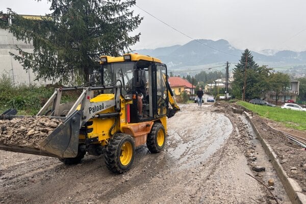 Na Slovensko prisli vydatne zrazky zaplavili ulice a pivnice