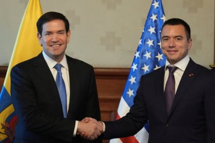 Po utoku na cln nasadzuje stihacky Trump robi vojnu proti kartelom