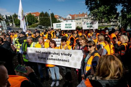 Policajni odborari sa zhromazdili pred parlamentom Minister odborarom nerozumie