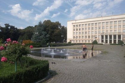 Prisne kontroly utajene miesto tlacovky
