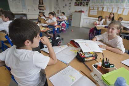 Rodic vnikol do budovy a vystrasil ziaka