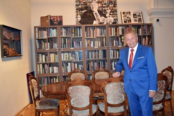 Stopy ho viedli k Indianom naspieval odu o Stose Schuster sa rozlucil so svojimi dielami