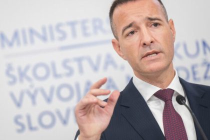 Drucker presadil svoje Neverejne skoly zvazuju stratu statneho financovania