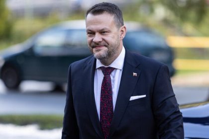 Migalovo ministerstvo pozastavuje projekty modernizacie elektronickych sluzieb