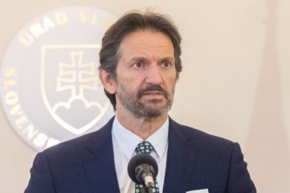 Minister obrany Kalinak odcestuje v nedelu na Ukrajinu