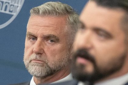 Ranny brifing Gasparovci sa predhanaju v nehoraznostiach Trump sa s Putinom nestretne