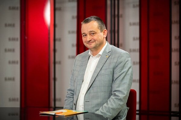 Sef Dovery Kultan Amoralny nie je zisk ale strata