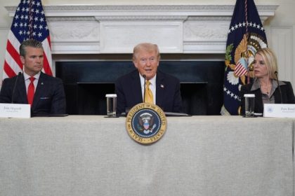 Trump coskoro avizuje pozemnu akciu vo Venezuele