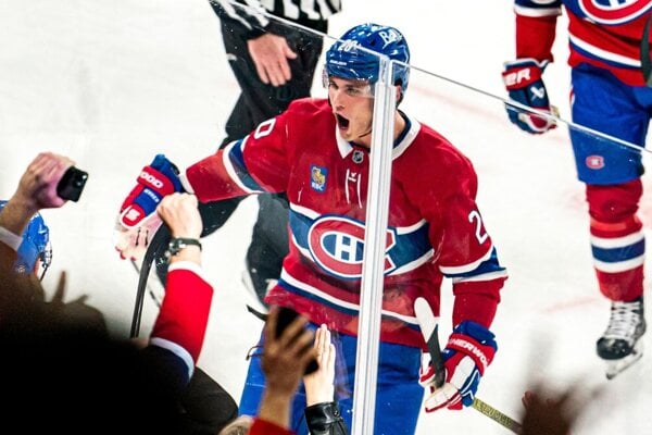 Vstup do sezony je dobry Slafkovsky hra najlepsie