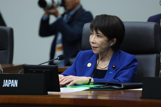 Cinsky diplomat pohrozil japonskej premierke statim hlavy