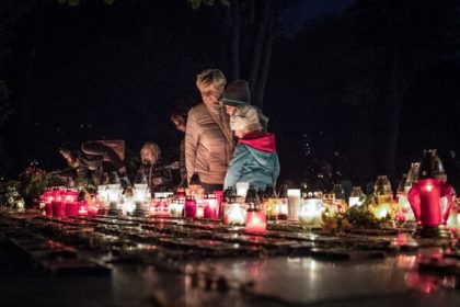 Kahance v obchodoch a ponura atmosfera Ako prezit Dusicky po strate