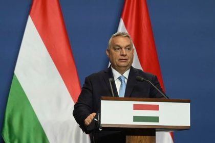 Madarska vlada navrhla 14 dochodok parlamentu