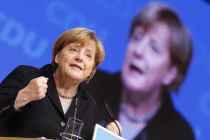 Merkelova ziskala cestny doktorat od Weizmannovho institutu