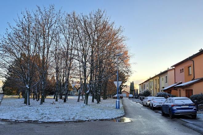 Na viacerych miestach Slovenska bude v piatok snezit