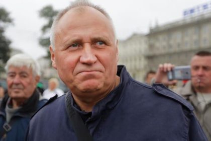 Popredny bielorusky disident Statkevic odmietol azyl je vo vazeni
