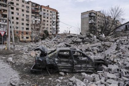 Rusi takmer ovladli Pokrovsk kritika Zelenskeho