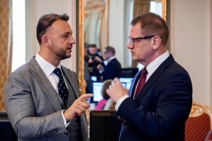 Sutaj Estok nariadil pozastavenie vyzvy na inovacie