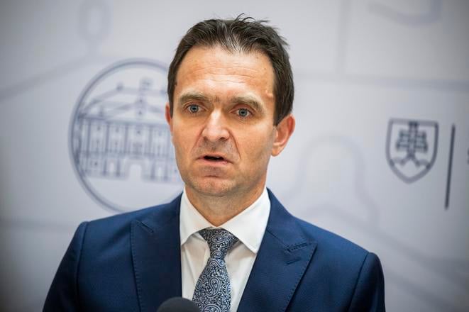 Uradnicka vlada nemala moznost rozhodnut o zmazani prispevkov tvrdi Odor