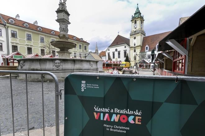 V centre Bratislavy sa otvaraju vianocne trhy