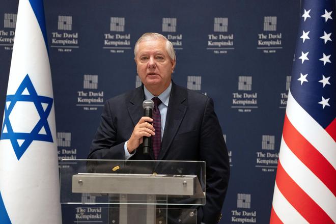 Americky senator podporuje utoky na Hamas a Hizballah