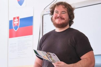 Andrej bol v puberte extremista dnes uci deti Milujem to no za 1400 eur v hrubom rodinu neuzivim