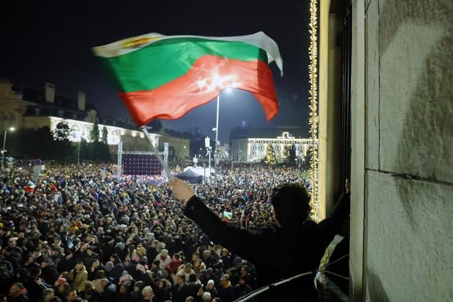 Bulharsko zrejme cakaju dalsie volby poslanci schvalili demisiu vlady