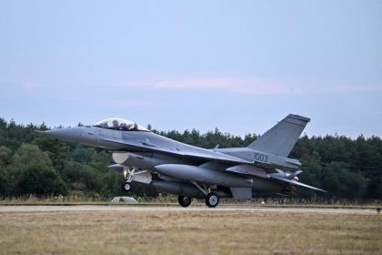 Firma Lockheed Martin dokoncila vyrobu stihaciek F 16 pre SR a Bulharsko