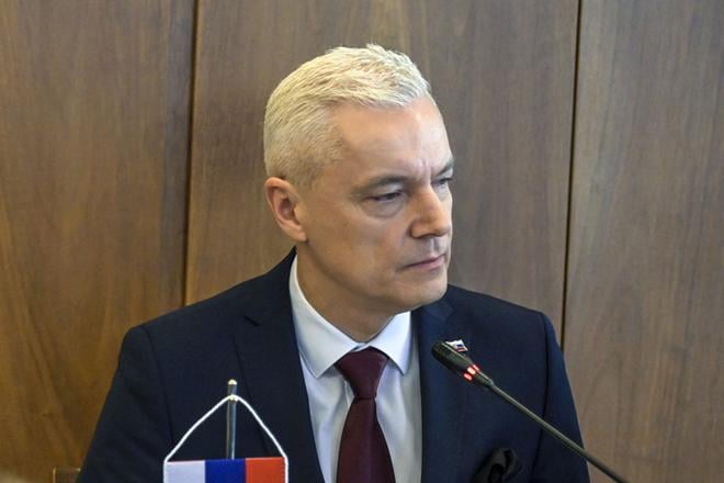 Hlas vedie par autokratov ktori rozhoduju a nediskutuju tvrdi Ferencak