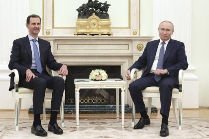 Hra videohry a boji sa Putinovej zrady