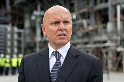 Koncaci sef Slovnaftu pocital straty milionov eur