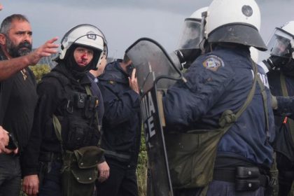 Na Krete doslo k stretom medzi policiou a farmarmi